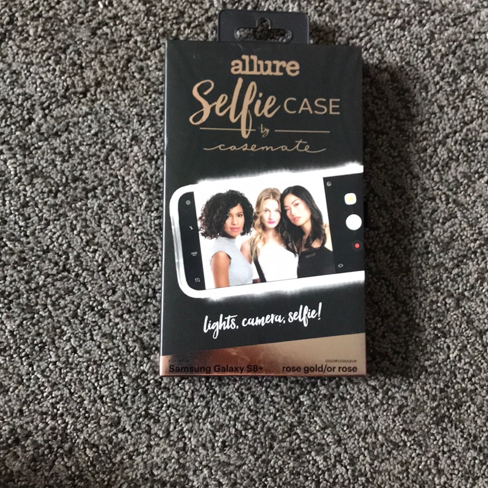 New selfie case comes with charge